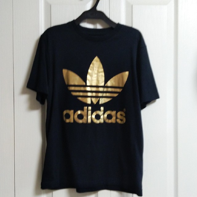 adidas(アディダス)のアディダス　Tシャツ　Mサイズ メンズのトップス(Tシャツ/カットソー(半袖/袖なし))の商品写真