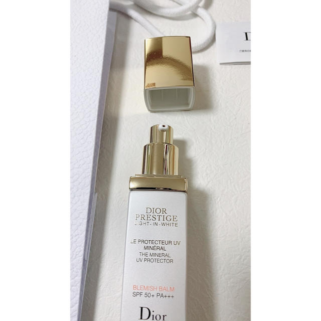 Dior(ディオール)のDior プレステージ ホワイト ル プロテクターUVミネラル 30ml コスメ/美容のベースメイク/化粧品(化粧下地)の商品写真