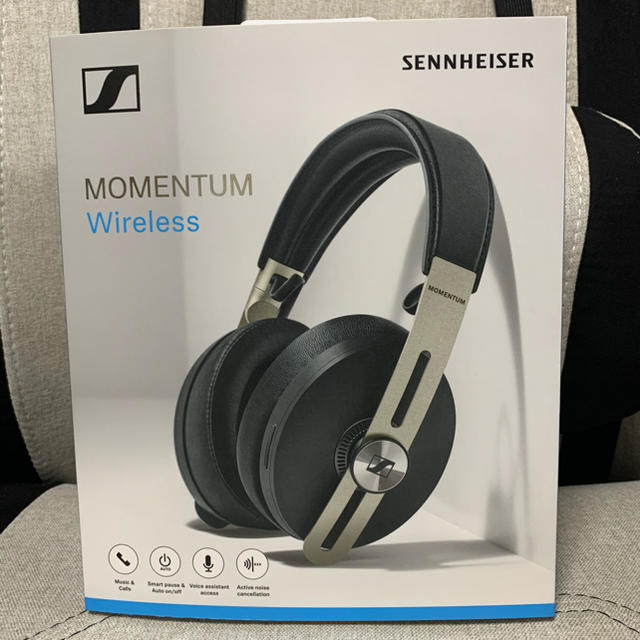 SENNHEISER(ゼンハイザー)のSennheiser MOMENTUM Wireless M3AEBTXL スマホ/家電/カメラのオーディオ機器(ヘッドフォン/イヤフォン)の商品写真