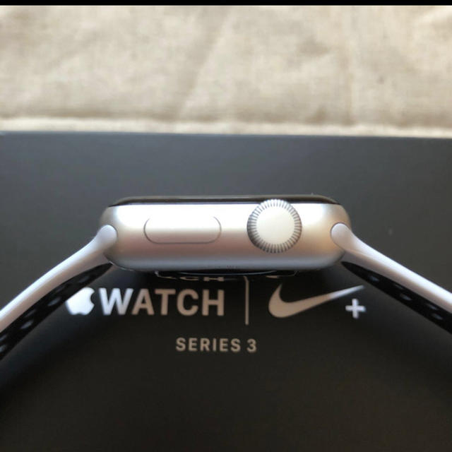 ファッションアイテムを Apple Watch Nike+ Series3 Cellular 