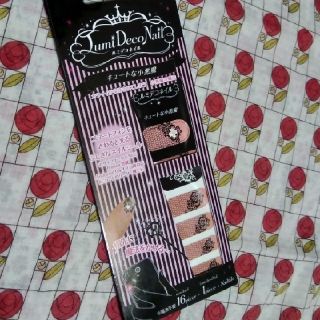 簡単💅ネイルシール 💅キュートな小悪魔💅ピンクの黒レース柄💅時短(ネイル用品)