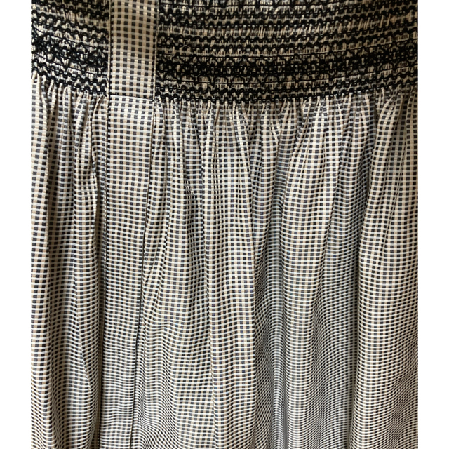BEAUTY&YOUTH UNITED ARROWS(ビューティアンドユースユナイテッドアローズ)のcoel ロングスカートベージュ 元値2万8000試着のみ(3.4枚目画像カラー レディースのスカート(ロングスカート)の商品写真