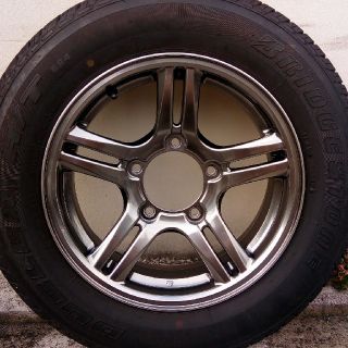 プチギフト ジムニーjb23純正ホイール・タイヤ - crumiller.com