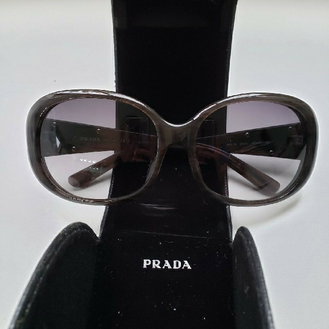 PRADA　サングラス