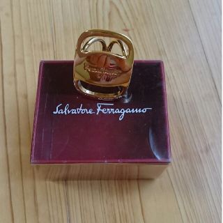 サルヴァトーレフェラガモ(Salvatore Ferragamo)のフェラガモ  Ferragamo  スカーフリング(バンダナ/スカーフ)