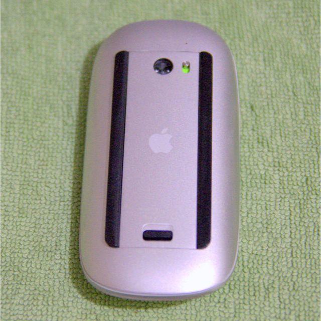 Apple(アップル)の美品 Apple Magic Mouse 　　　M4798 スマホ/家電/カメラのPC/タブレット(PC周辺機器)の商品写真