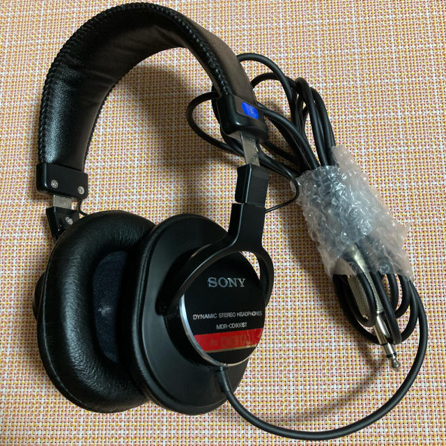 ヘッドフォン/イヤフォンSONY ヘッドフォン　MDR-CD900ST