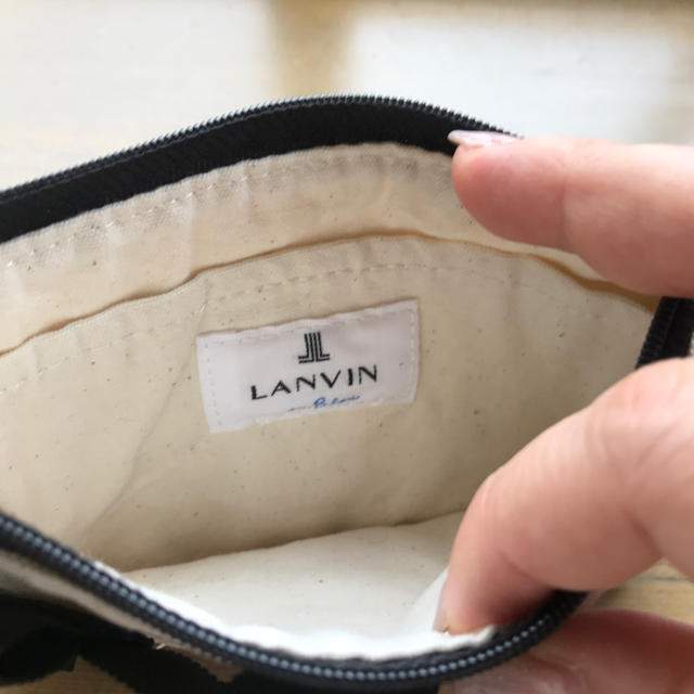 LANVIN en Bleu(ランバンオンブルー)のランバンオンブルー　ミニポシェット レディースのバッグ(ショルダーバッグ)の商品写真