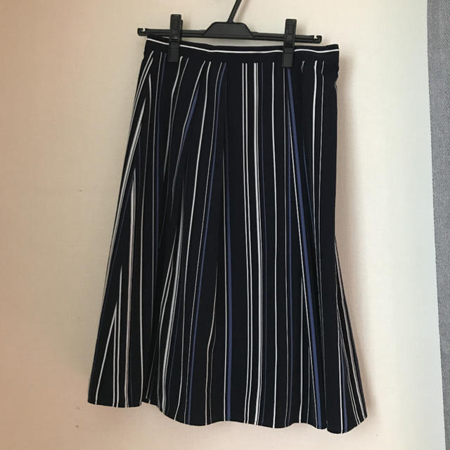 UNTITLED(アンタイトル)のアンタイトル  プリーツスカート レディースのスカート(ひざ丈スカート)の商品写真