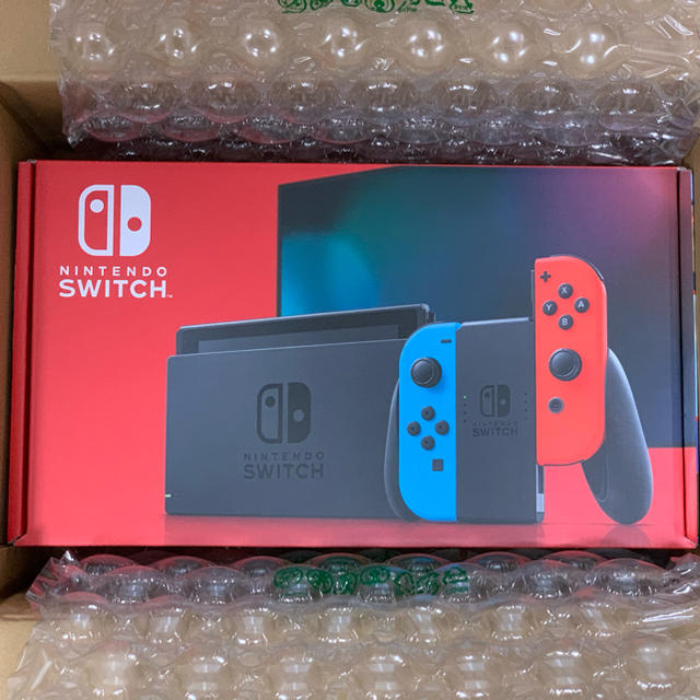 Nintendo Switch(ニンテンドースイッチ)の【新品未開封】Nintendo Switch 本体 ネオンブルー/ネオンレッド エンタメ/ホビーのゲームソフト/ゲーム機本体(家庭用ゲーム機本体)の商品写真