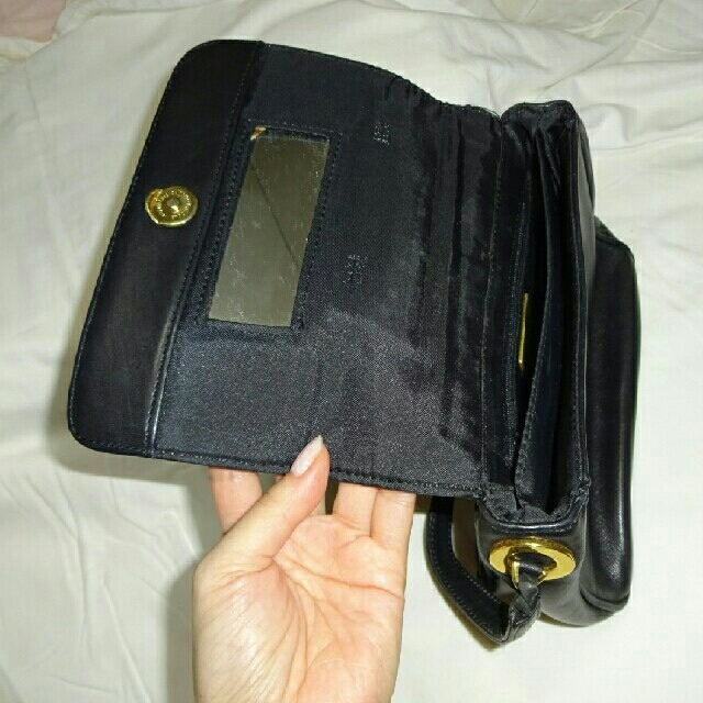 NINE WEST(ナインウエスト)のNINE WEST 皮BAG 黒 レディースのバッグ(ハンドバッグ)の商品写真