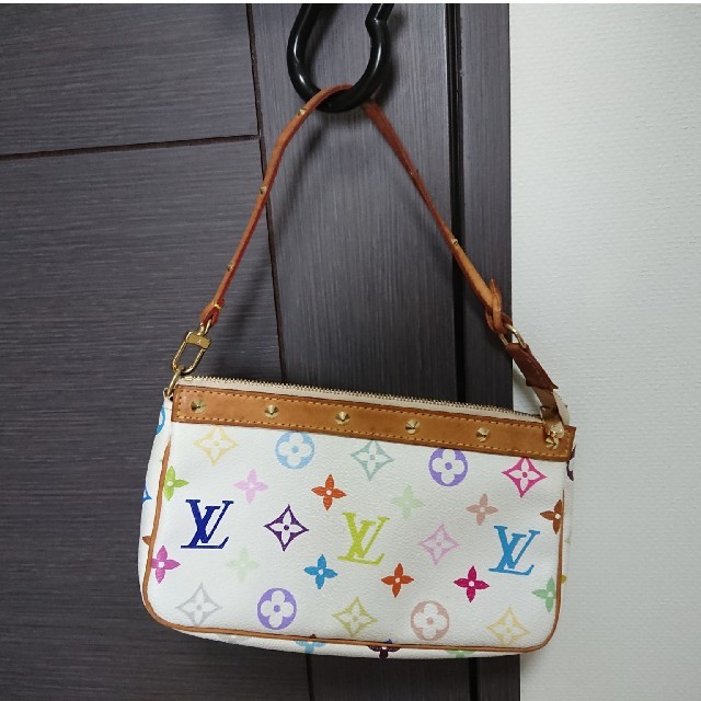 LOUIS VUITTON(ルイヴィトン)のルイヴィトン  アクセサリーポーチ【マルチカラー】 レディースのバッグ(ハンドバッグ)の商品写真