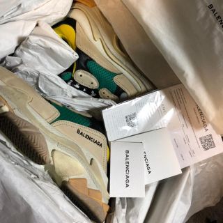 バレンシアガ(Balenciaga)のbalenciaga triple s マルチ　43(スニーカー)