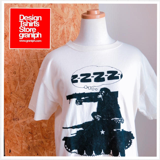 Design Tshirts Store graniph(グラニフ)のgraniph＊おさる戦車＊ユニセックスM メンズのトップス(Tシャツ/カットソー(半袖/袖なし))の商品写真