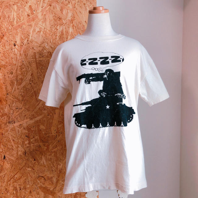 Design Tshirts Store graniph(グラニフ)のgraniph＊おさる戦車＊ユニセックスM メンズのトップス(Tシャツ/カットソー(半袖/袖なし))の商品写真