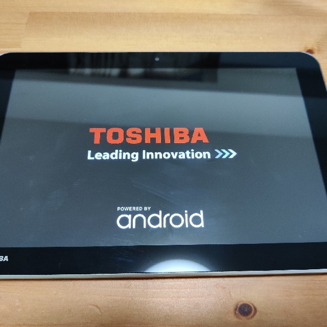 東芝(トウシバ)の東芝　タブレット　10インチ　中古　 スマホ/家電/カメラのPC/タブレット(タブレット)の商品写真