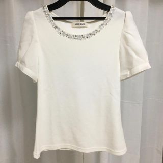 ミッシュマッシュ(MISCH MASCH)のミッシュマッシュ  ビジュー付きトップス　MISCHMASCH(カットソー(半袖/袖なし))