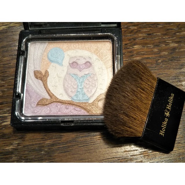 Holika Holika(ホリカホリカ)のににょ様専用　HolikaHolika ハイライト コスメ/美容のベースメイク/化粧品(その他)の商品写真