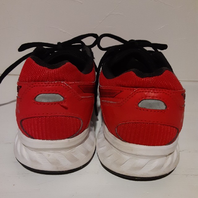 asics(アシックス)のアシックス　ASICS　スニーカー　赤　24.5 メンズの靴/シューズ(スニーカー)の商品写真