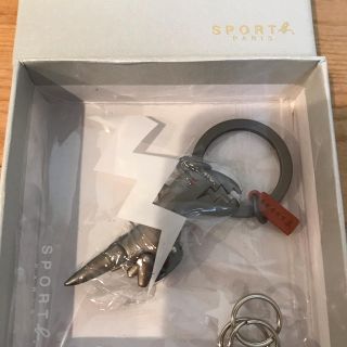 アニエスベー(agnes b.)のアニエスベー　新品　恐竜キーホルダー(キーホルダー)