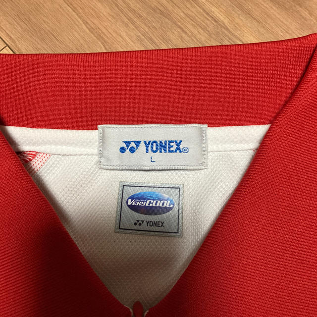 YONEX(ヨネックス)のヨネックス  ベリークール　サイズＬ スポーツ/アウトドアのテニス(ウェア)の商品写真