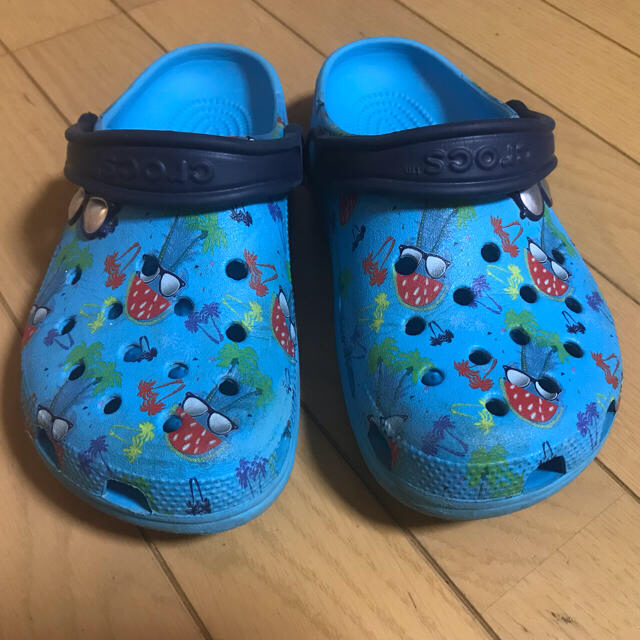 crocs(クロックス)のクロックス　23センチ キッズ/ベビー/マタニティのキッズ靴/シューズ(15cm~)(サンダル)の商品写真