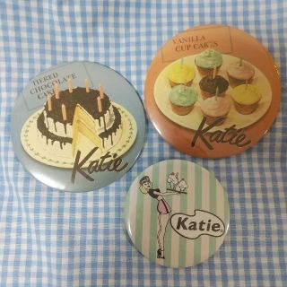 ケイティー(Katie)のKatie バッジ 3種セット ケーキ(ブローチ/コサージュ)