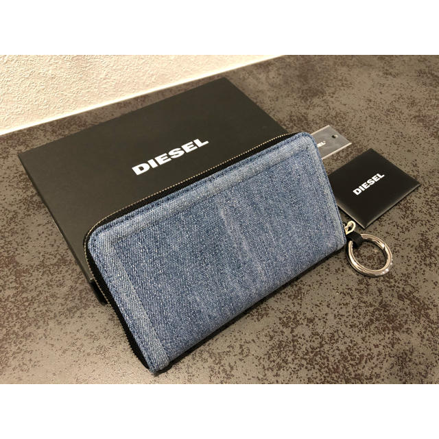 DIESEL(ディーゼル)の☆再入荷☆セール中☆プレゼントにもオススメ☆【新品、未使用】ディーゼル 長財布 レディースのファッション小物(財布)の商品写真