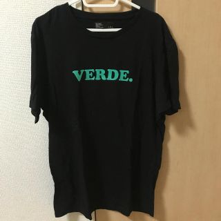 ベルシュカ(Bershka)のBershka フロント グラフィック Tシャツ Lサイズ(Tシャツ/カットソー(半袖/袖なし))