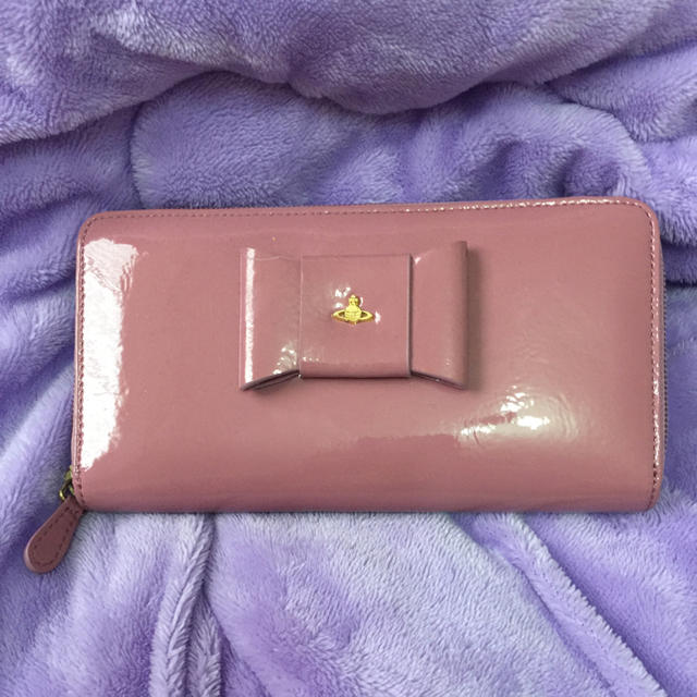 Vivienne Westwood(ヴィヴィアンウエストウッド)のヴィヴィアンリボン長財布、春色、薄紫色 レディースのファッション小物(財布)の商品写真