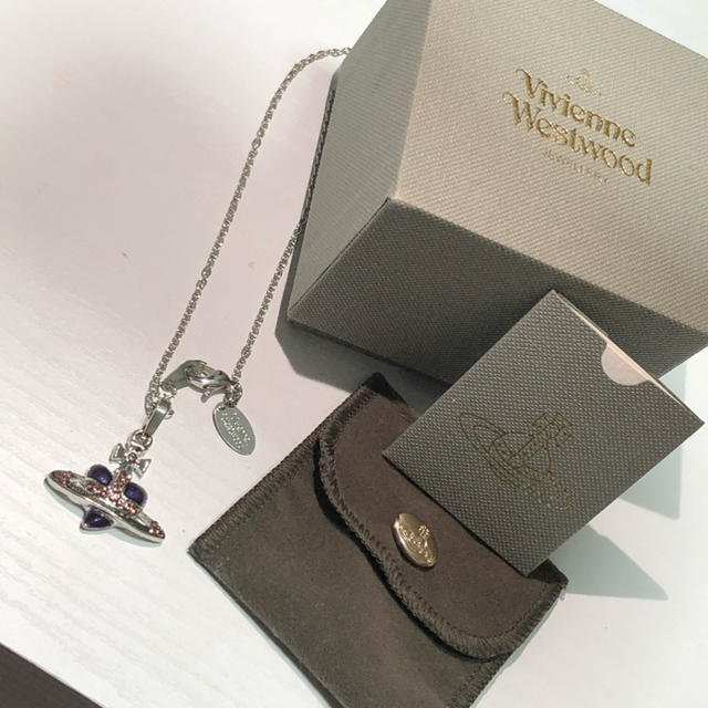 Vivienne Westwood ハート オーブ ネックレス