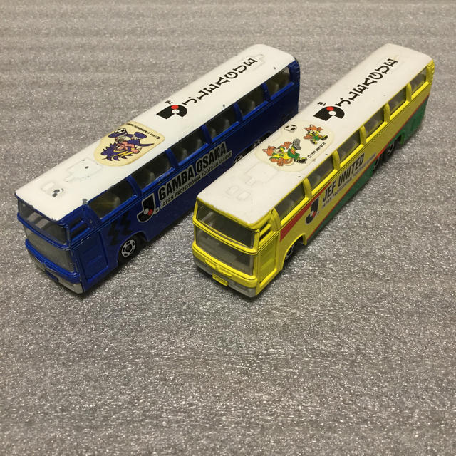 当季大流行 Tomy Takara - 1992年の 2台セット Jリーグバス 【レア】トミカ その他