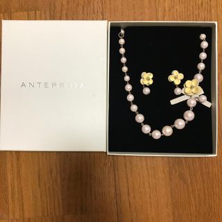 アンテプリマ(ANTEPRIMA)のアンテプリマ　パールビジューネックレス&ピアス(ネックレス)