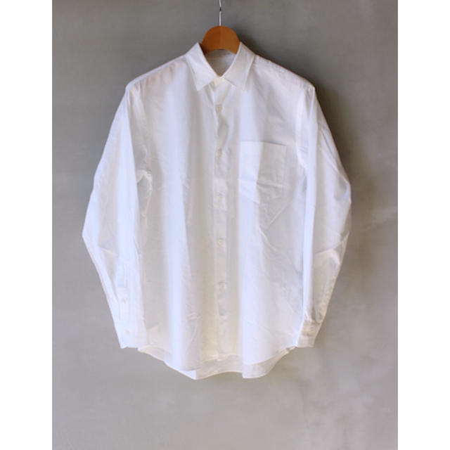 COMOLI(コモリ)の【お買得】comoli コモリシャツ　サイズ1 ホワイト メンズのトップス(シャツ)の商品写真