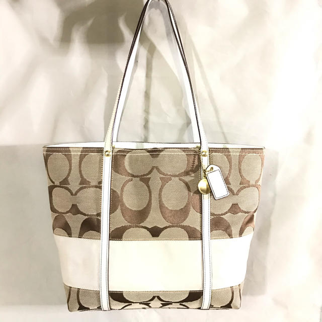 COACH コーチ 白レザー×シグネチャー スモールトート肩かけショルダー