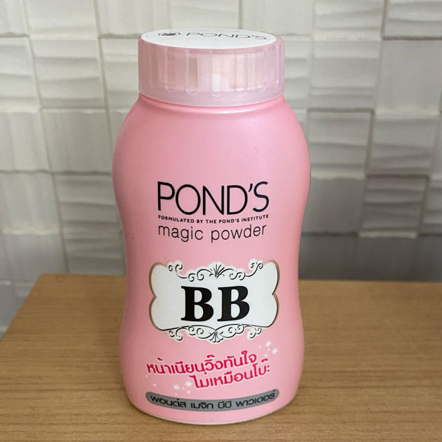 Unilever(ユニリーバ)のPOND'S magic powder BB コスメ/美容のベースメイク/化粧品(フェイスパウダー)の商品写真