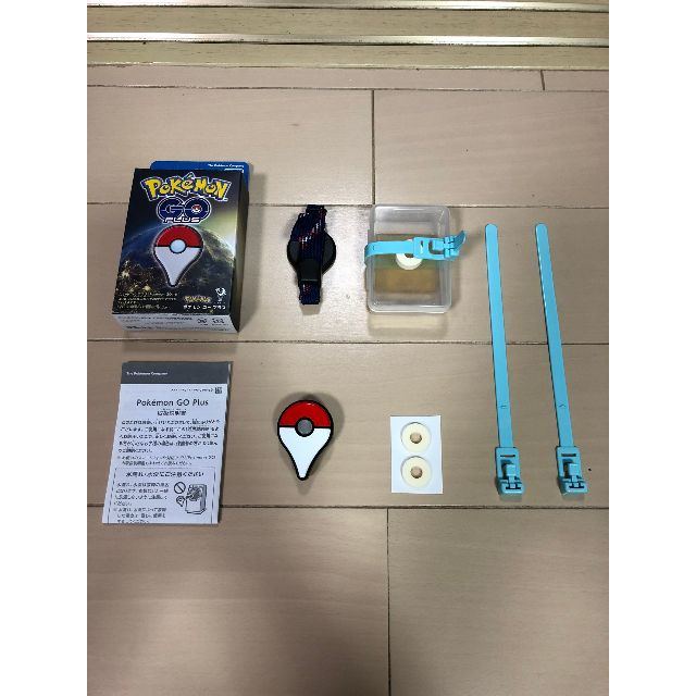 任天堂(ニンテンドウ)の【正規品】ポケモンｇｏ　ｐｌｕｓ【おまけ付き】 エンタメ/ホビーのゲームソフト/ゲーム機本体(その他)の商品写真