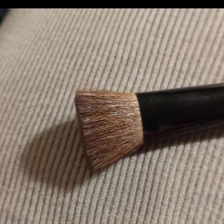 ボビイブラウン(BOBBI BROWN)のブラボビィブラウン　アイシャドウブラシ(ブラシ・チップ)