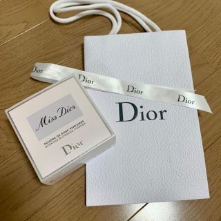 ディオール(Dior)のDior ボディーパウダー　限定(ボディパウダー)