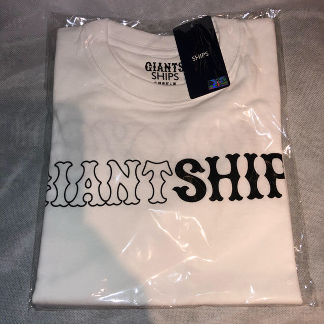 SHIPS KIDS(シップスキッズ)のGIANTSHIPS ロゴ Tシャツ (キッズサイズ)WHT 150 巨人軍 キッズ/ベビー/マタニティのキッズ服男の子用(90cm~)(Tシャツ/カットソー)の商品写真