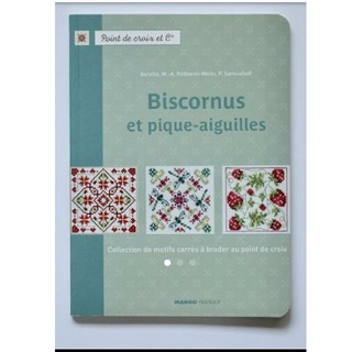 Biscornus et pique-aiguilles　クロスステッチ図案集(洋書)