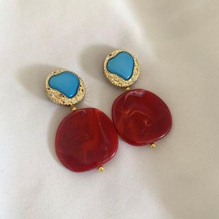 サンタモニカ(Santa Monica)のblue heart×red pierce(ピアス)