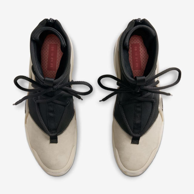 NIKE(ナイキ)の AIR FEAR OF GOD 1 STRING フィアオブゴッド ストリング メンズの靴/シューズ(スニーカー)の商品写真