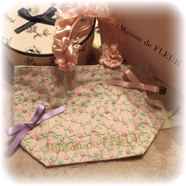 Maison de FLEUR(メゾンドフルール)のメゾンドフルール ♡ 完売 レディースのバッグ(ハンドバッグ)の商品写真