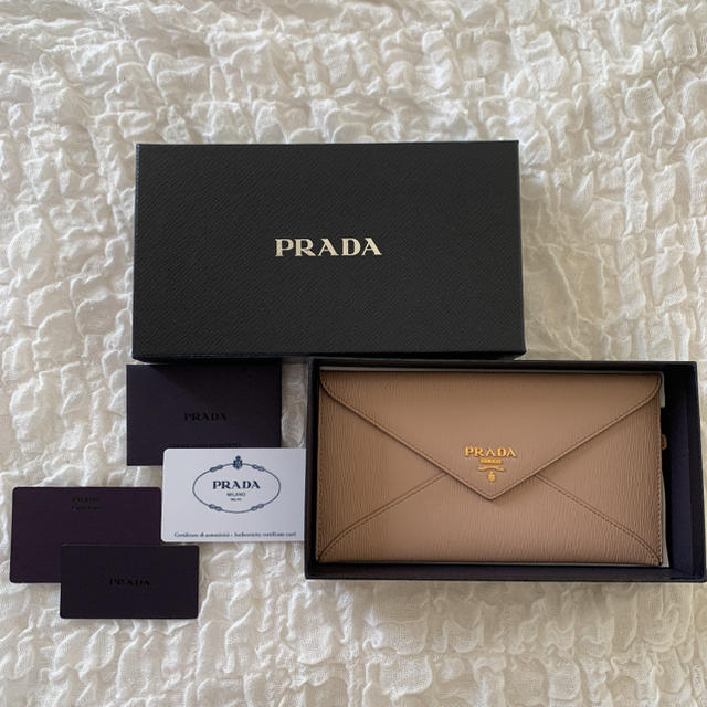 PRADA(プラダ)のprada 長財布 レディースのファッション小物(財布)の商品写真