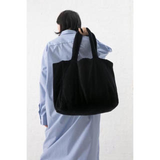 ビューティアンドユースユナイテッドアローズ(BEAUTY&YOUTH UNITED ARROWS)の完売品　Rillos Bag – Velours baserange black(トートバッグ)