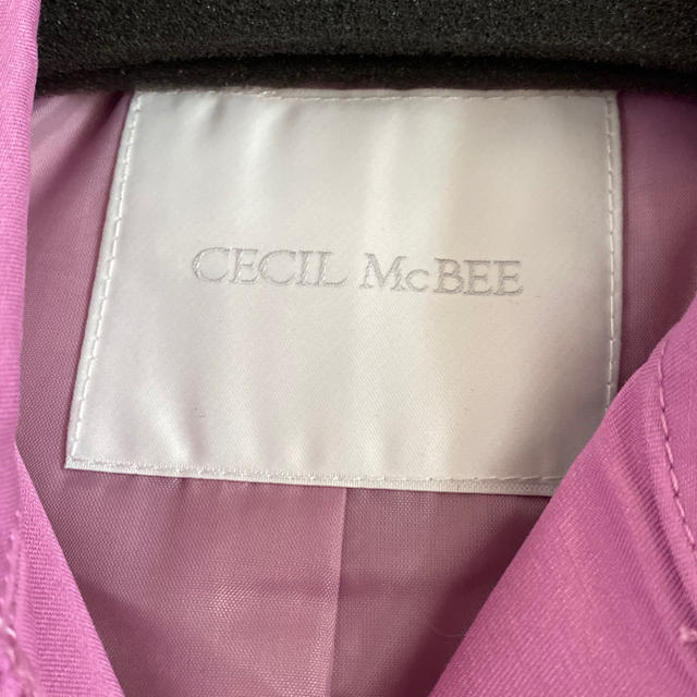 CECIL McBEE(セシルマクビー)のセシルマクビー　トレンチコート【新品・未使用】 レディースのジャケット/アウター(トレンチコート)の商品写真