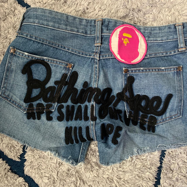 A BATHING APE - A BATHING APE レディース デニムショートパンツの