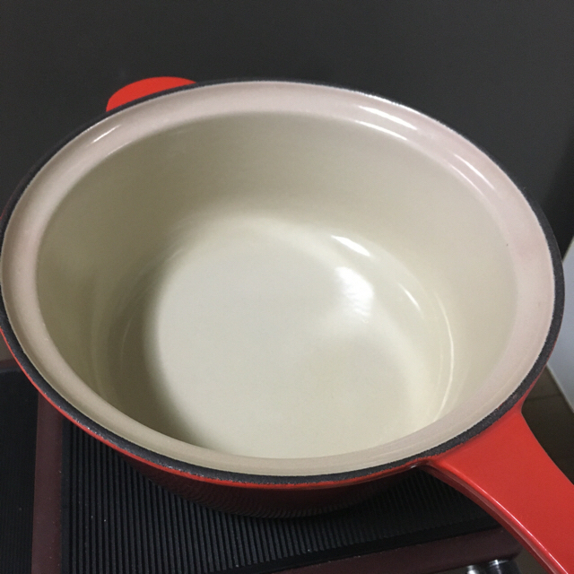 LE CREUSET(ルクルーゼ)のルクルーゼ マルチ・ファンクション 22cm チェリーレッド 美品 インテリア/住まい/日用品のキッチン/食器(鍋/フライパン)の商品写真