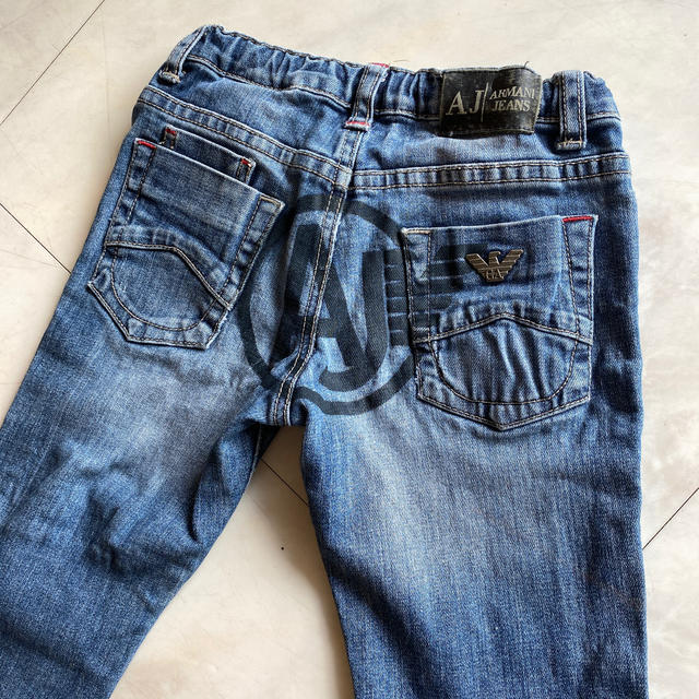 ARMANI JUNIOR(アルマーニ ジュニア)のルイーゼ様 専用 ♡ ARMANI JUNIOR JEANS ジーンズ デニム キッズ/ベビー/マタニティのキッズ服男の子用(90cm~)(パンツ/スパッツ)の商品写真